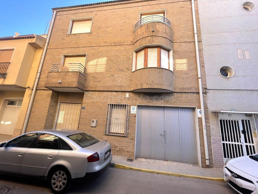 Casa 5 habitaciones 325m² en venta - Ciudad Quesada - foto 2