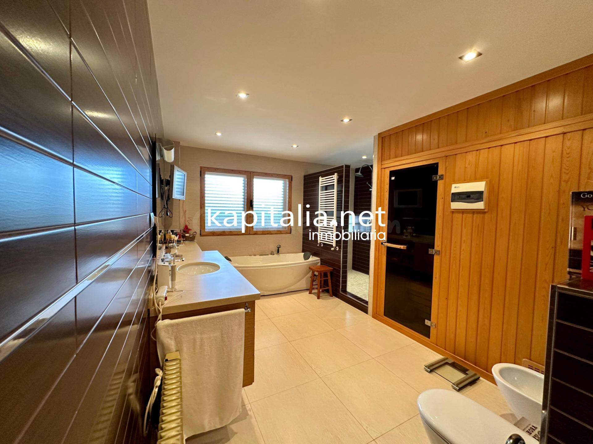 Chalet con vistas maravillosas a la venta en Alcoy - foto 4