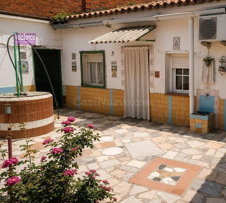VALAZANCA VENDE Amplia Casa en Yuncos con NAVE ANEXA de 192 