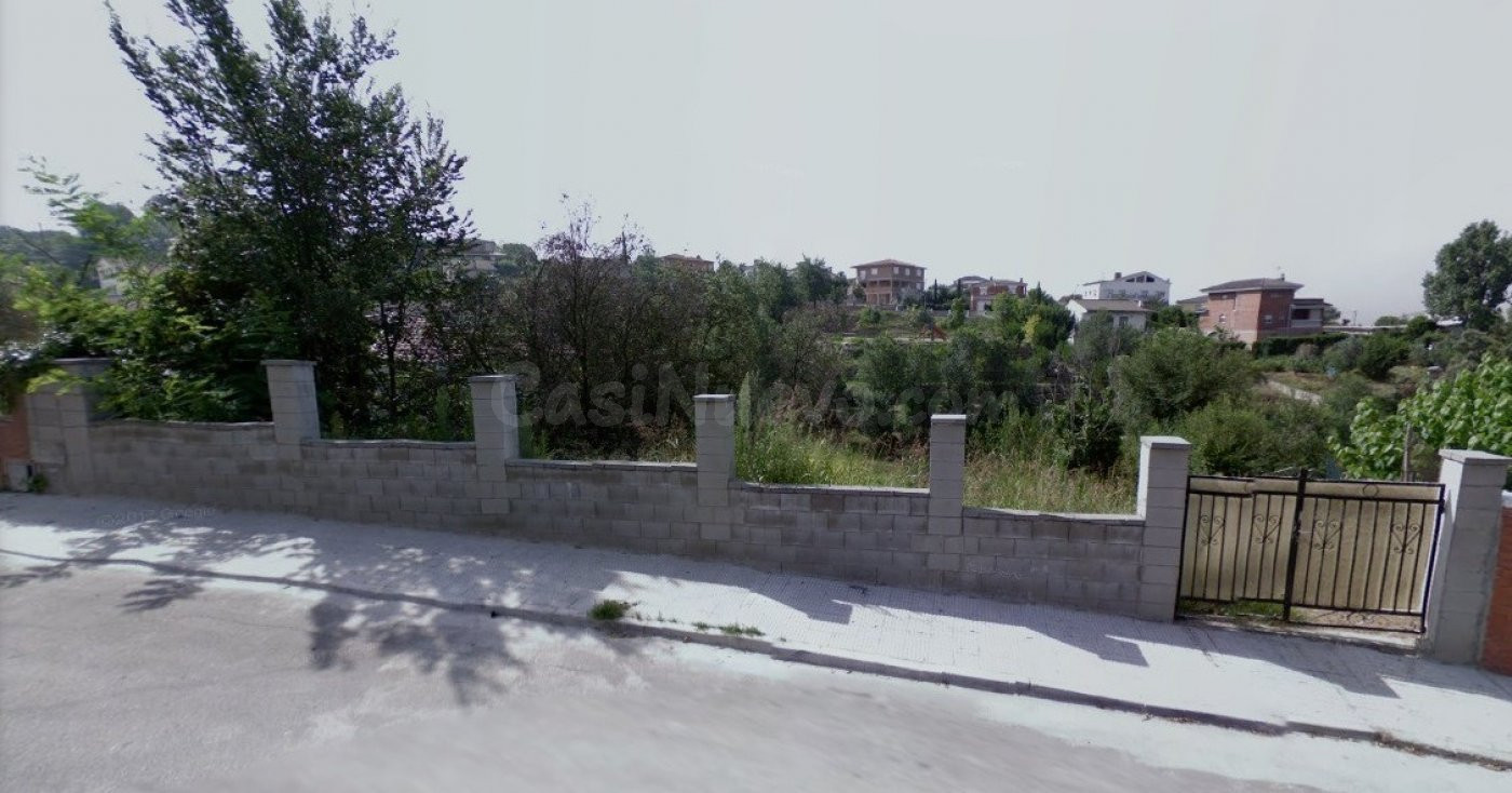TERRENO 906 m2 en urbanizacion CAN PRAT - LLIÇA DE VALL