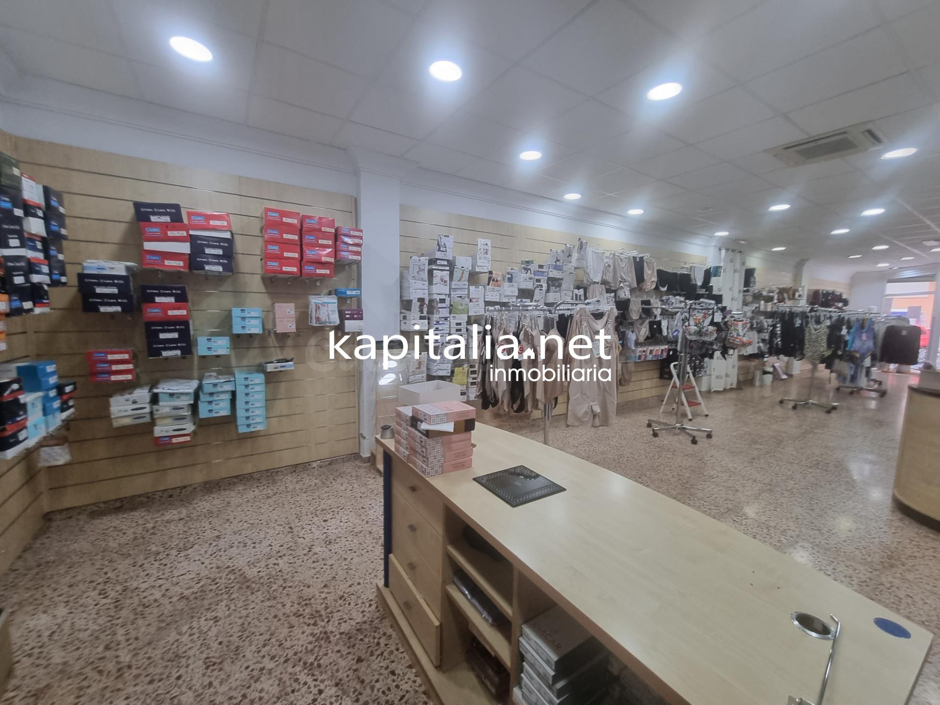 Local a la venta en Ontinyent - foto 3