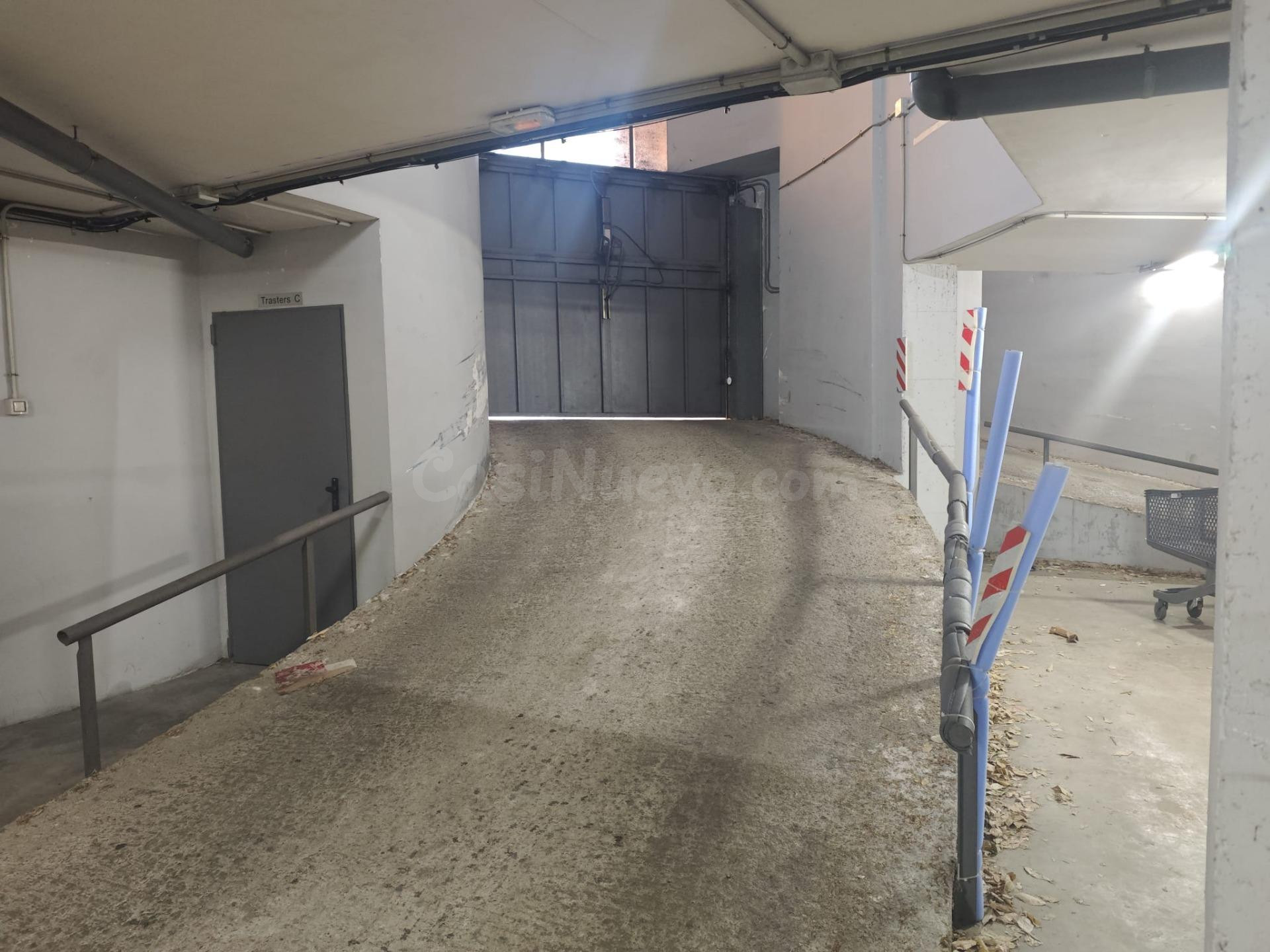 Plaza aparcamiento en venta EIXAMPLE de PARETS - foto 3