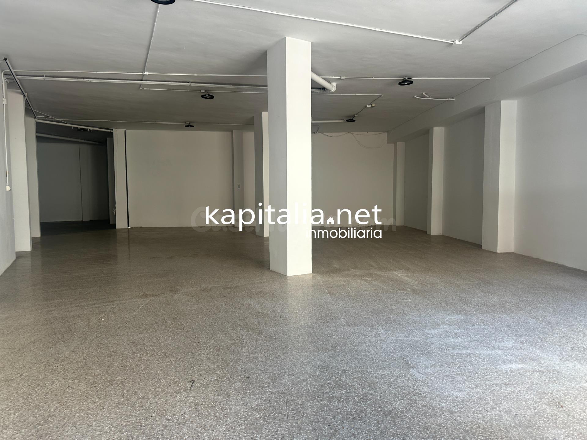 LOCAL COMERCIAL EN ALQUILER EN SAN JOSEP