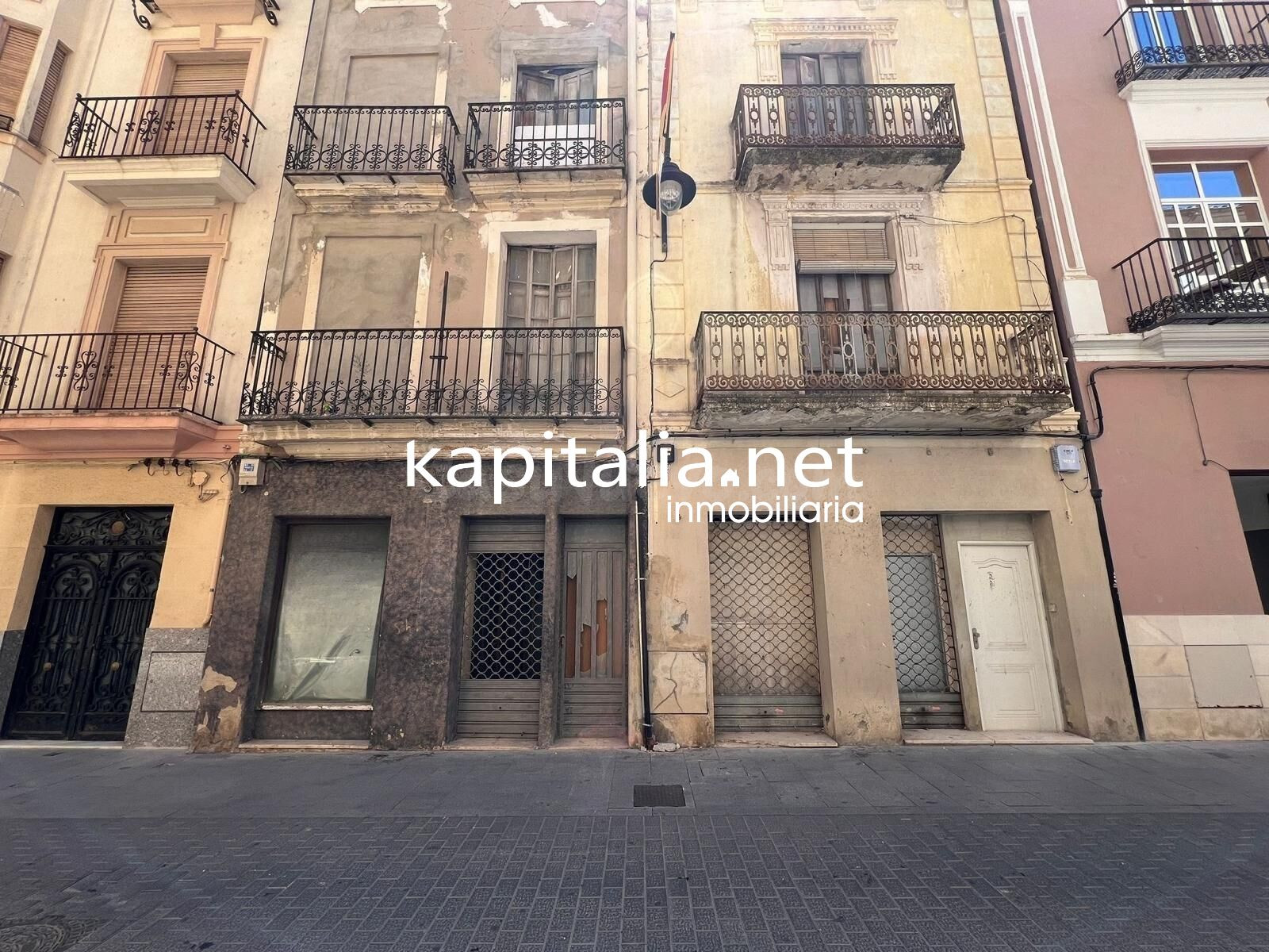 Casa a la venta en Ontinyent , zona centro .
