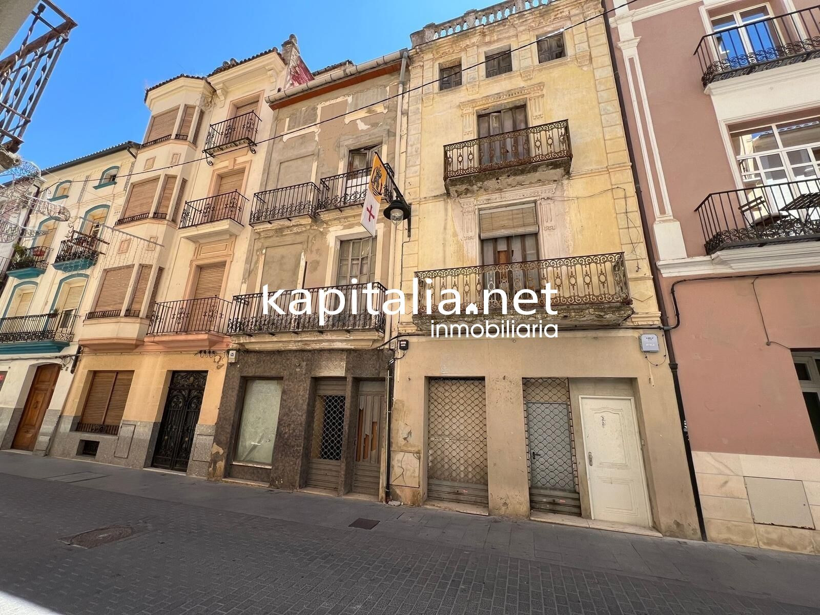 Casa a la venta en Ontinyent , zona centro . - foto 2