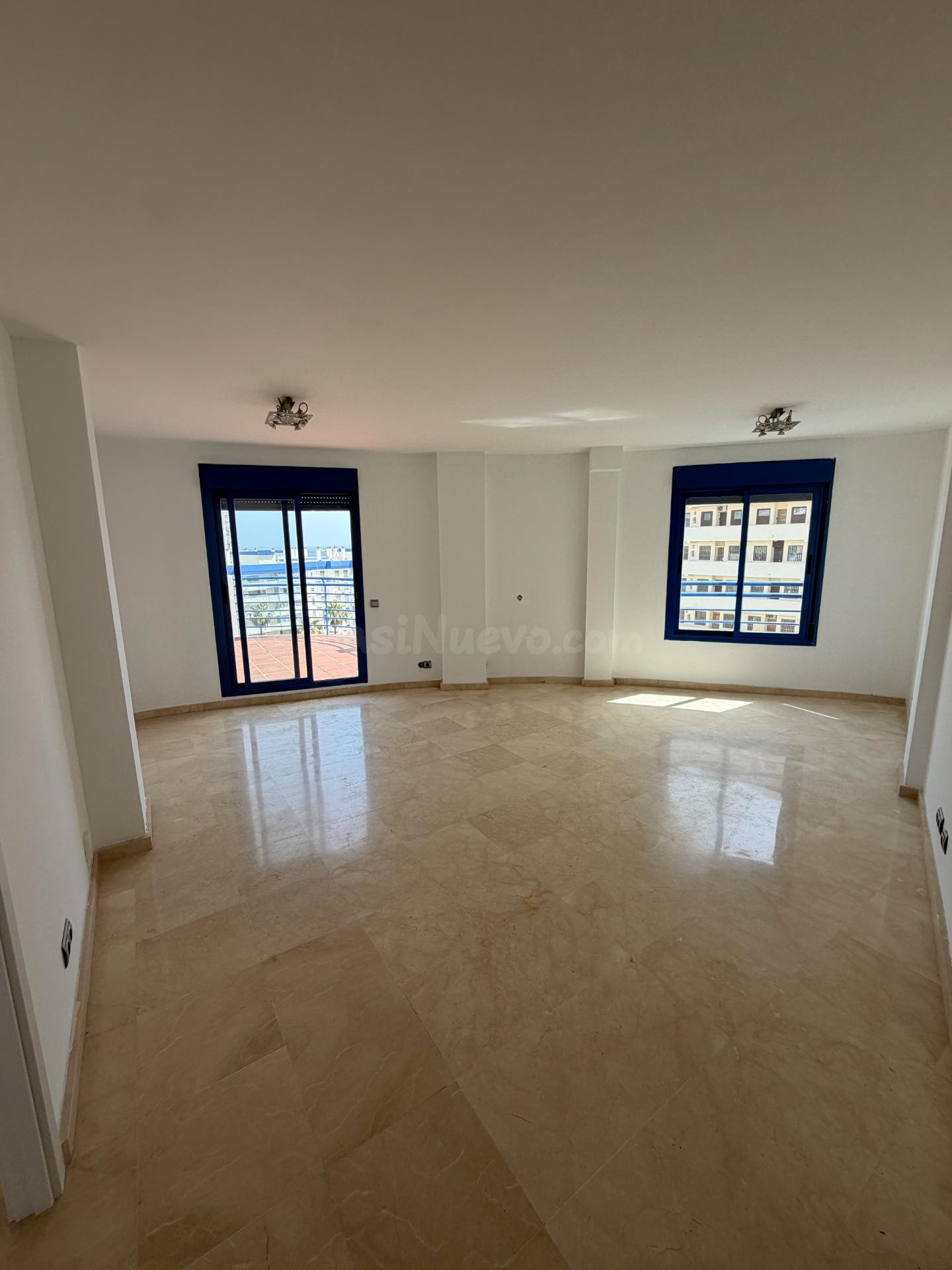 OPORTUNIDAD ATICO CON SOLARIUM EN BENALMADENA COSTA (LOS PAT - foto 3