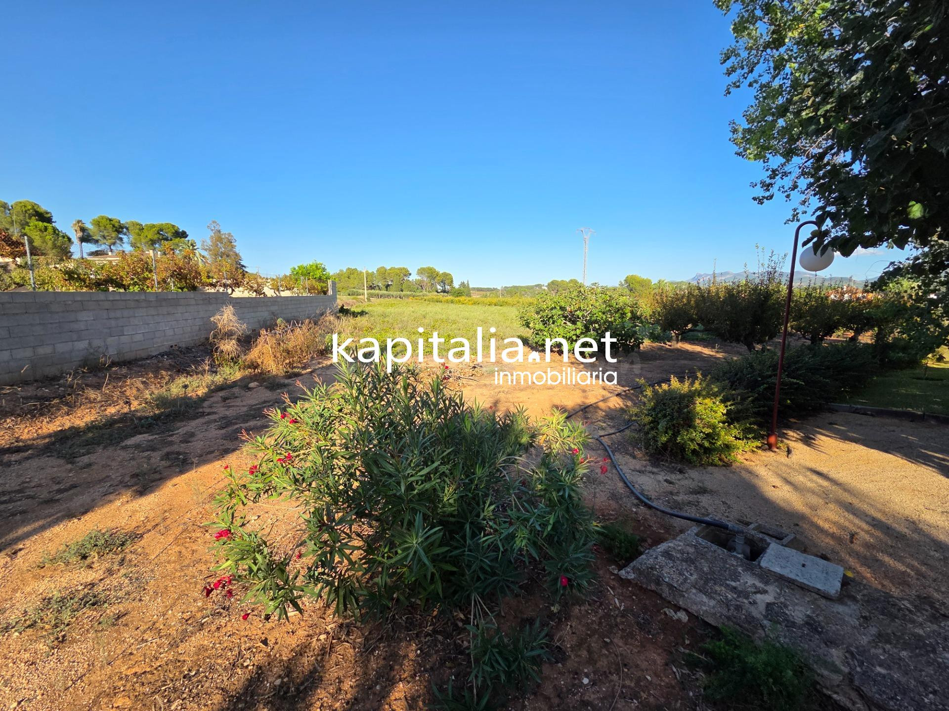 Espléndido Chalet en Ontinyent con Piscina y Vistas - foto 5