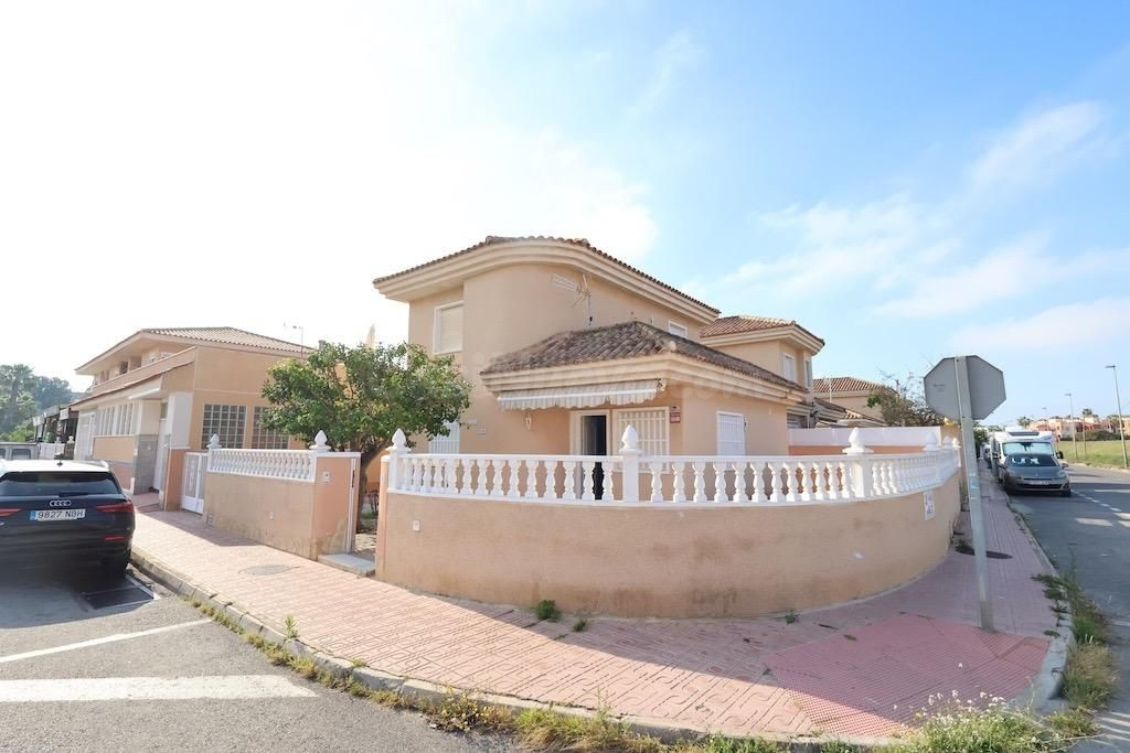 Villa 3 habitaciones 101m² en venta - Los Balcones - Los Altos del Edén