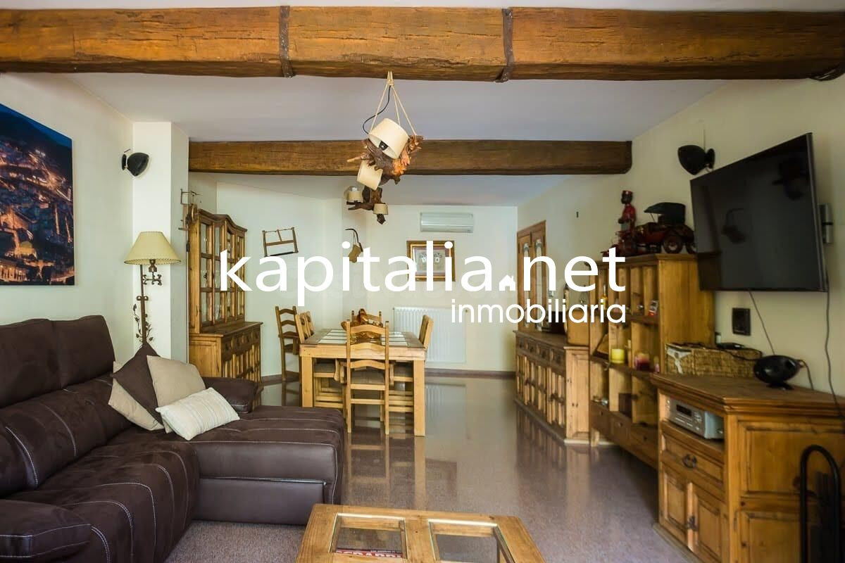 VIVIENDA CON TERRAZA DE 100 METROS EN EL ENSANCHE - foto 4