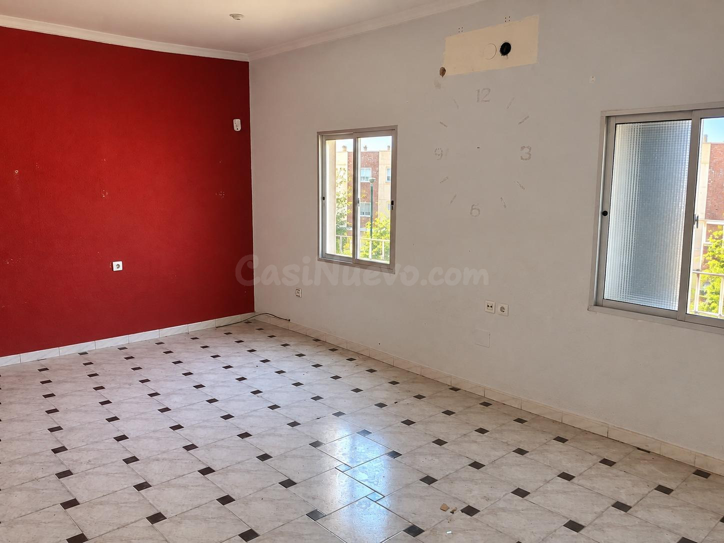 OPORTUNIDAD DE VIVIENDA EN HÉROE DE SOSTOA – MÁLAGA CAPITAL - foto 4