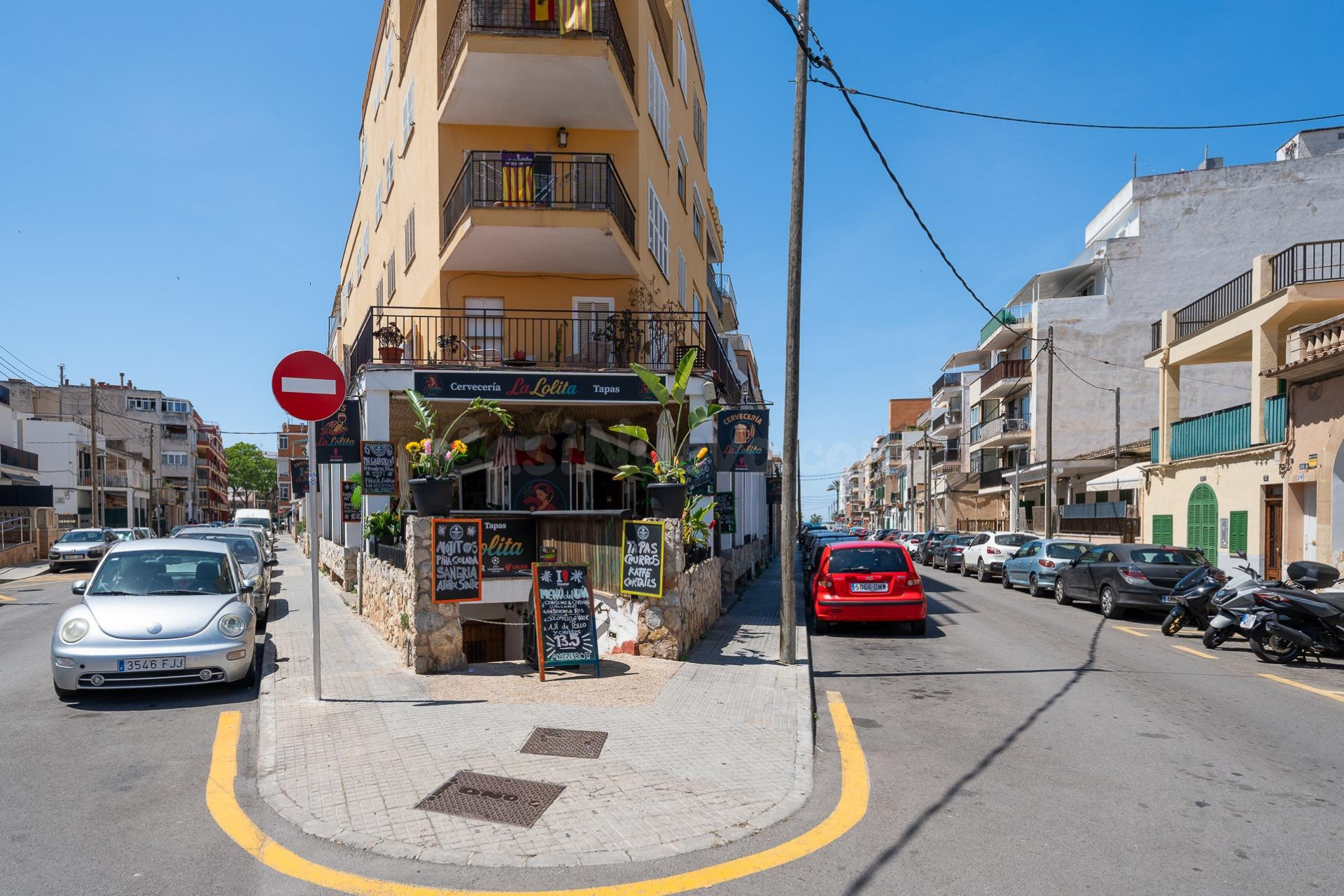 ¡Oportunidad de Oro en el Arenal! Traspaso de Local de Hoste