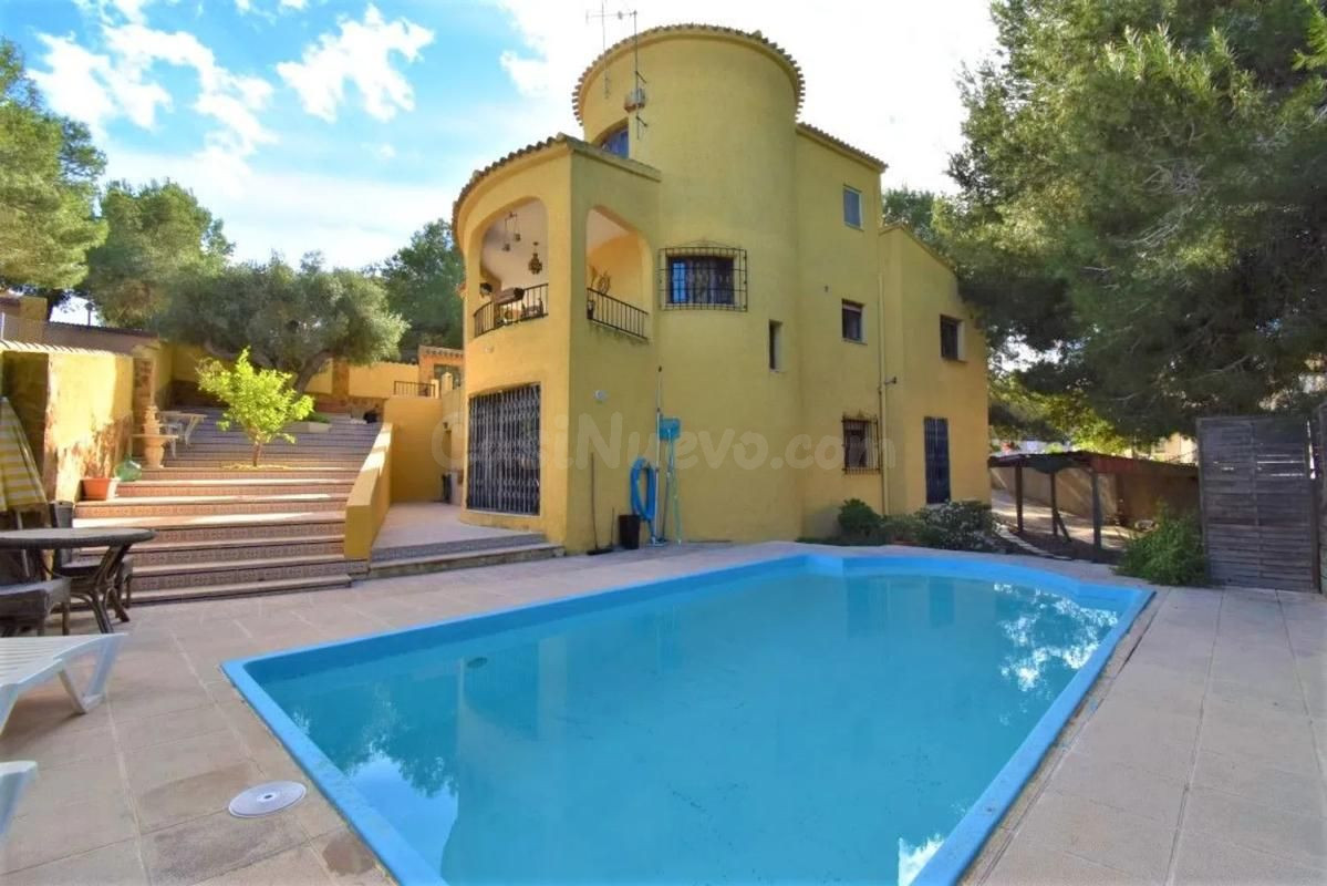 Villa 6 habitaciones 180m² en venta - Las Filipinas