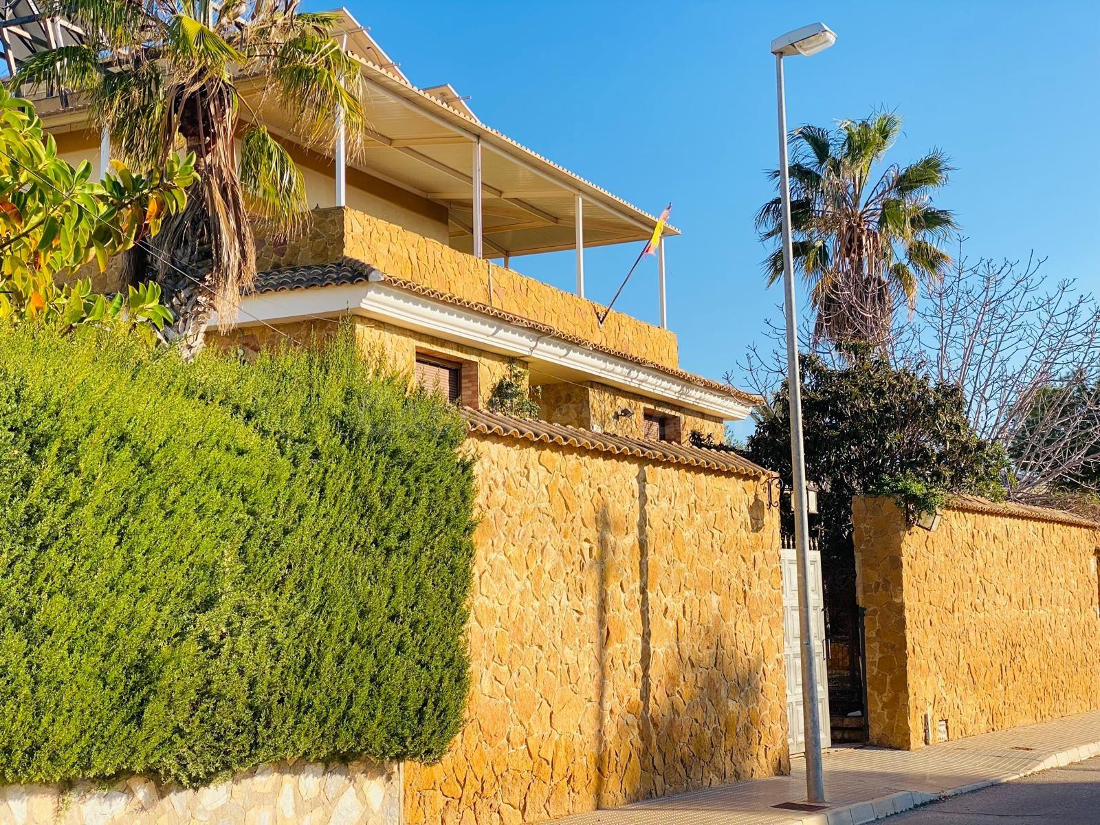 VENTA-VILLA INDEPENDIENTE-LOS BALCONES-4D-3B-800 M PARCELA-P - foto 2