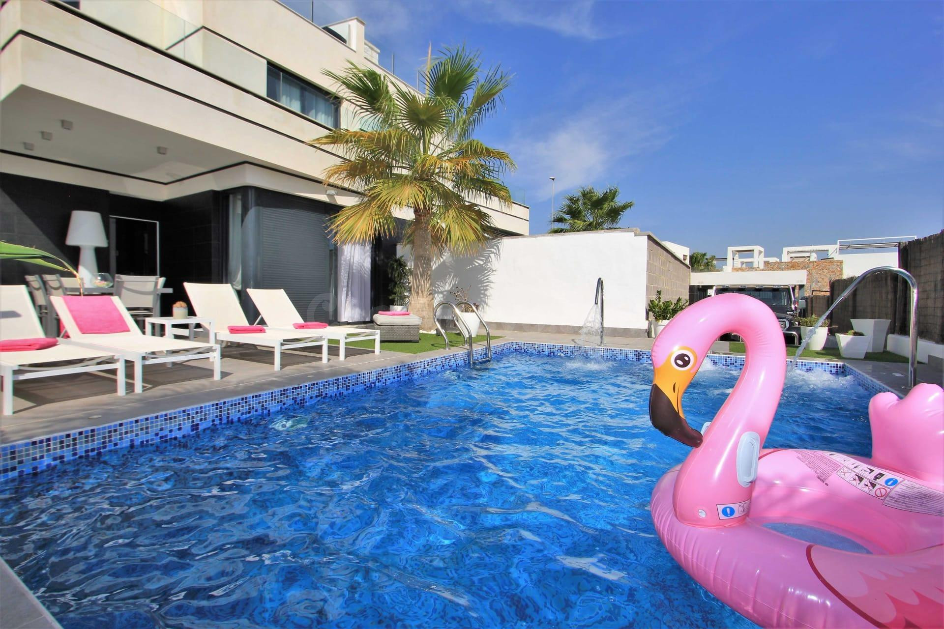 ALQUILER- LUJOSA VILLA DE 3D-3B EN LOMAS DEL CABO ROIG CON P - foto 3