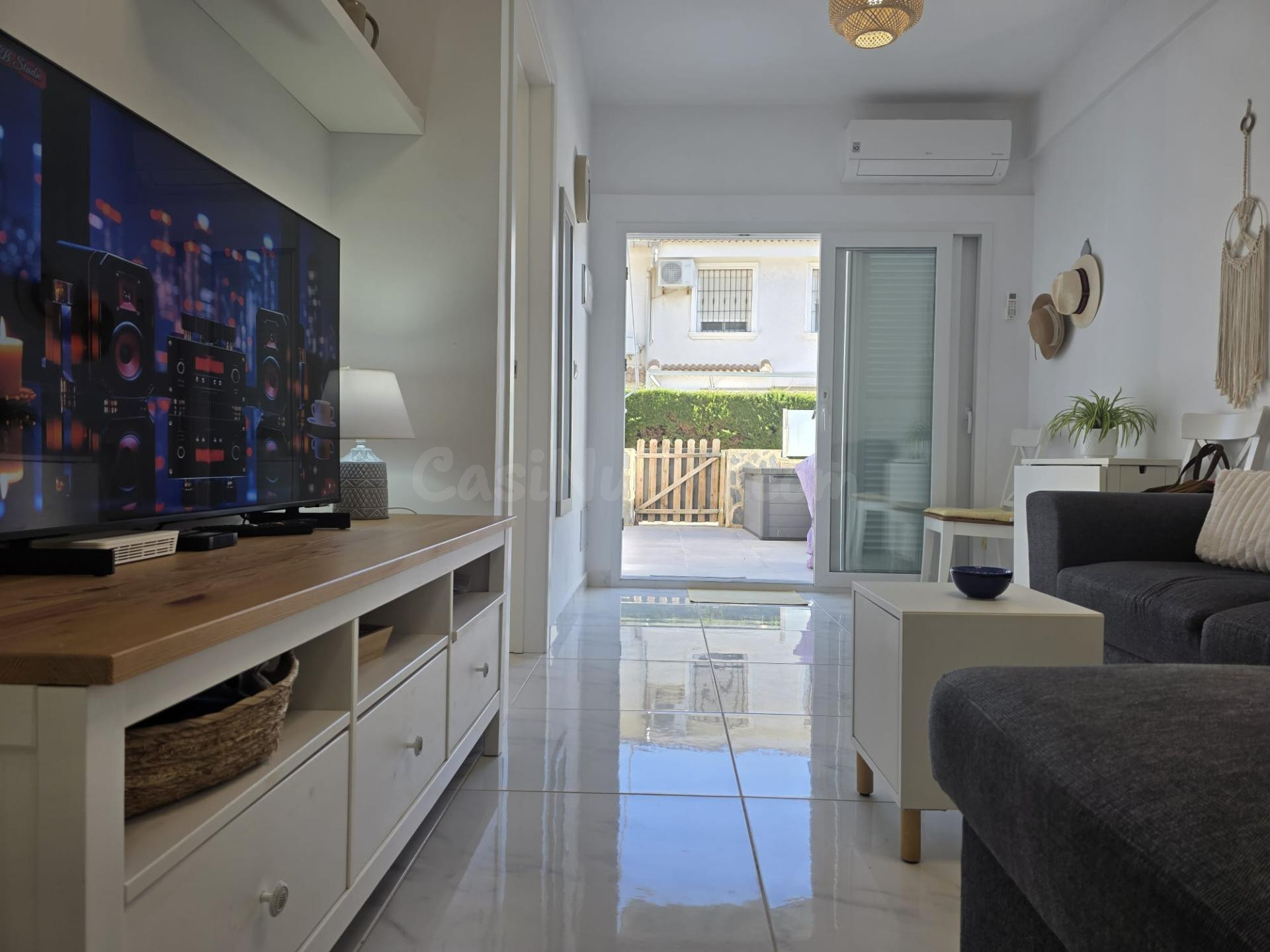 VENTA-APARTAMENTOS-PLANTA  BAJA -LA ZENIA-2D-1B-PATIO-PARKIN - foto 2