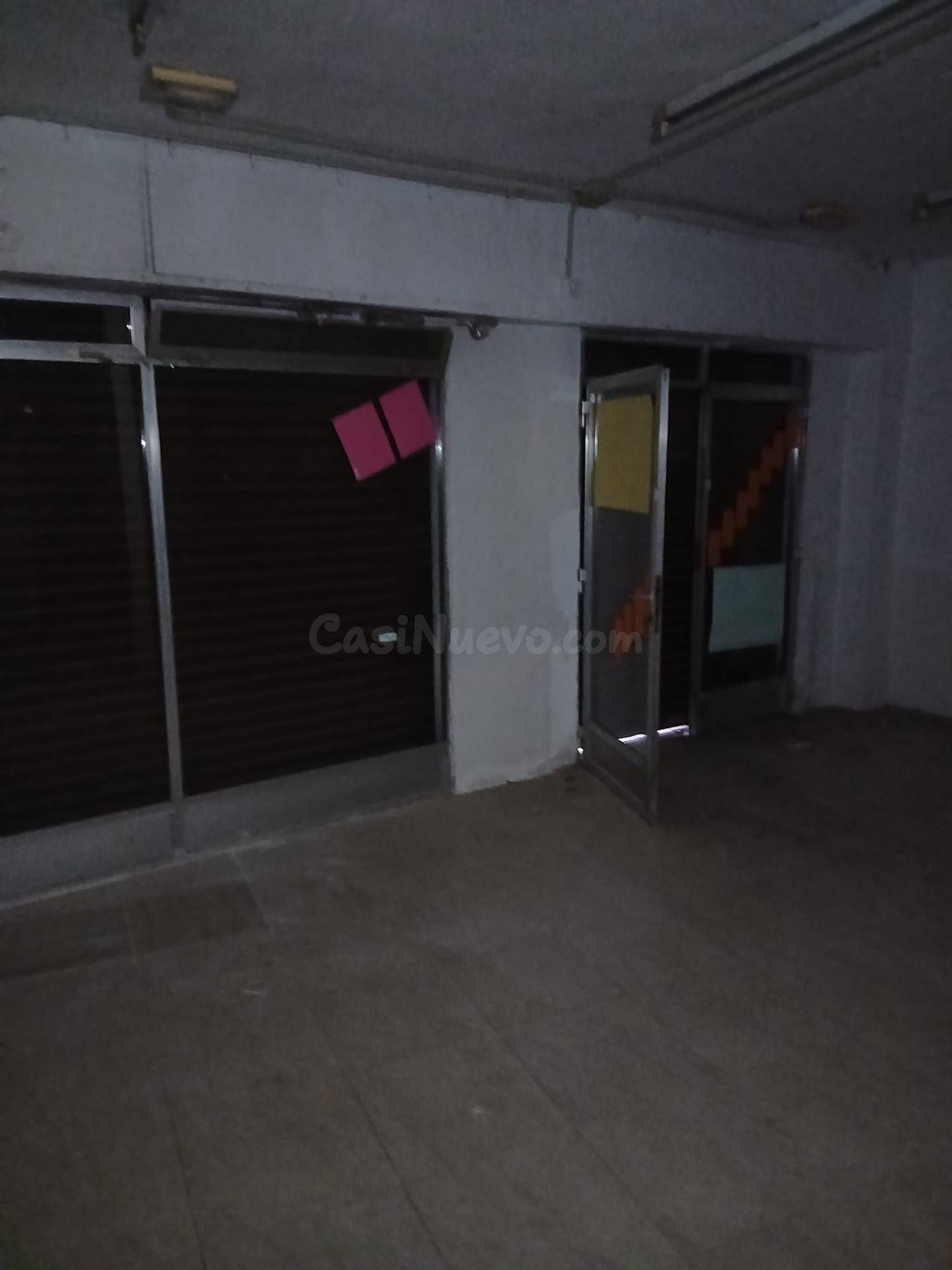 SE VENDEN 2 LOCALES JUNTOS / JUNTO MERCADONA DEL PLA - foto 2