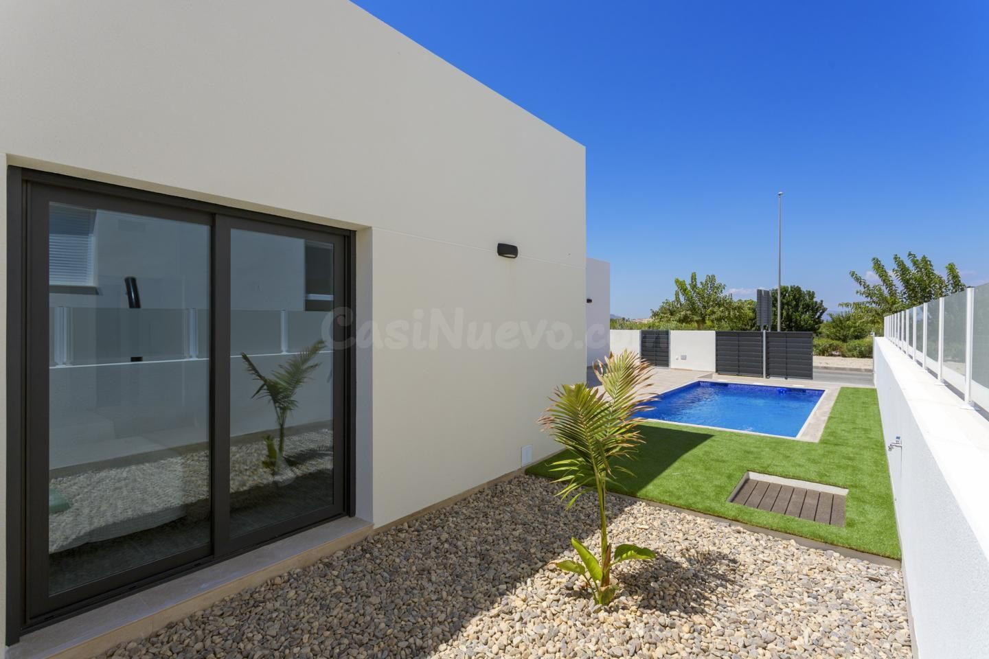 SE VENDE Bonita Villa Moderna en Daya Nueva , Chalet en ALIC - foto 5