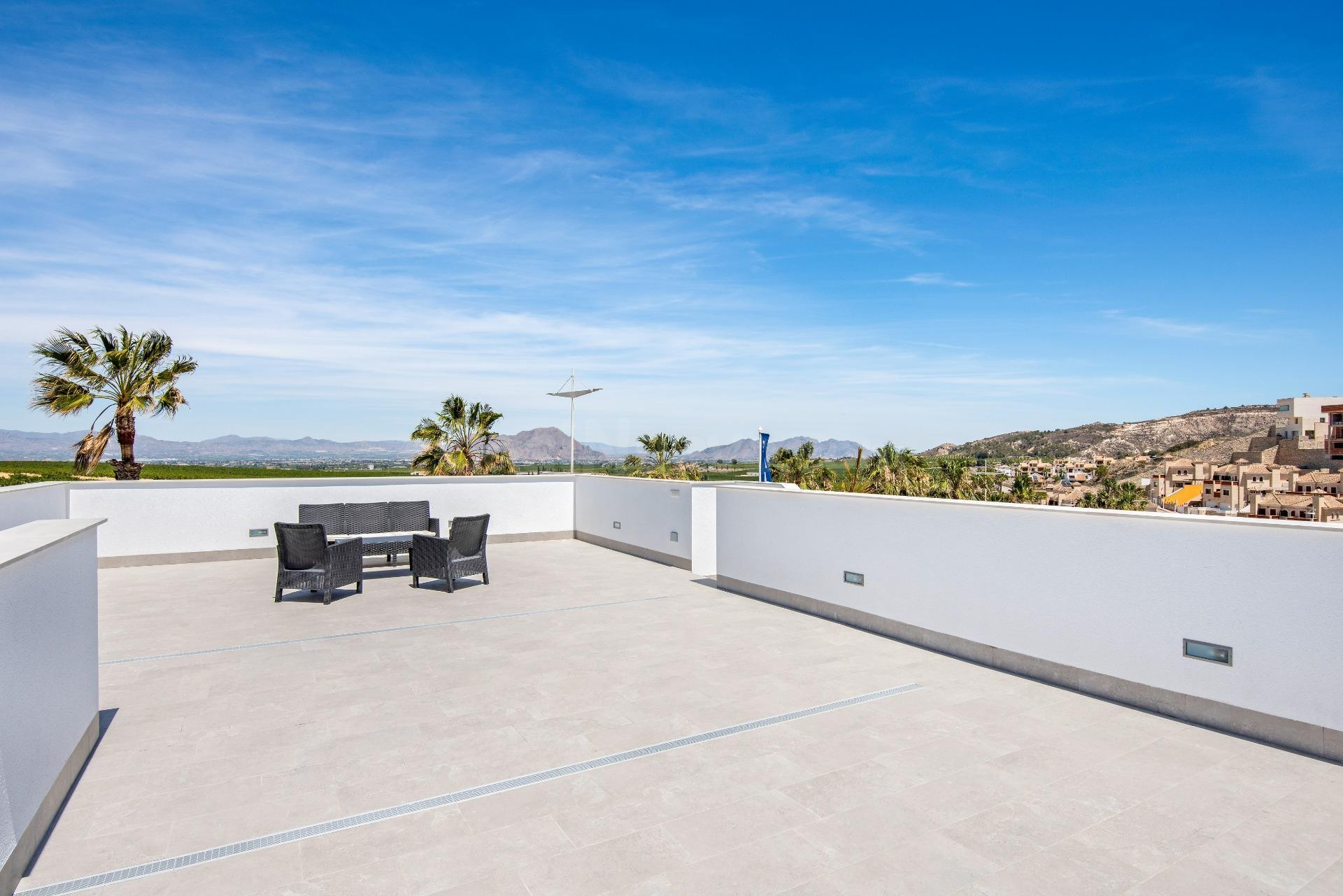 SE VENDE Villa con Piscina Privada en Algorfa, Alicante - foto 5
