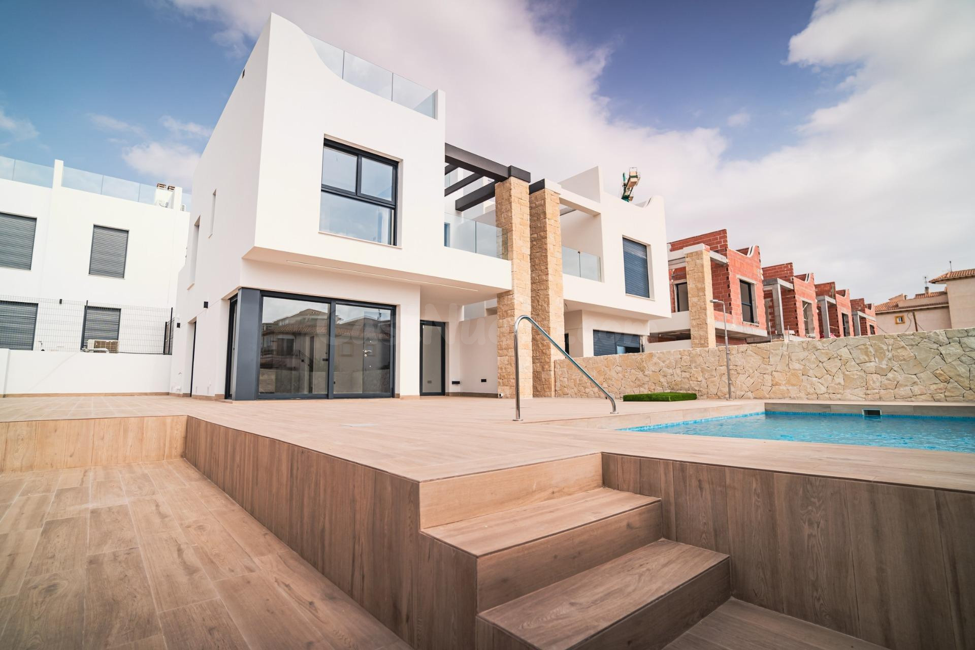 COMPLEJO RESIDENCIAL DE NUEVA OBRA EN PUNTA PRIMA - foto 2