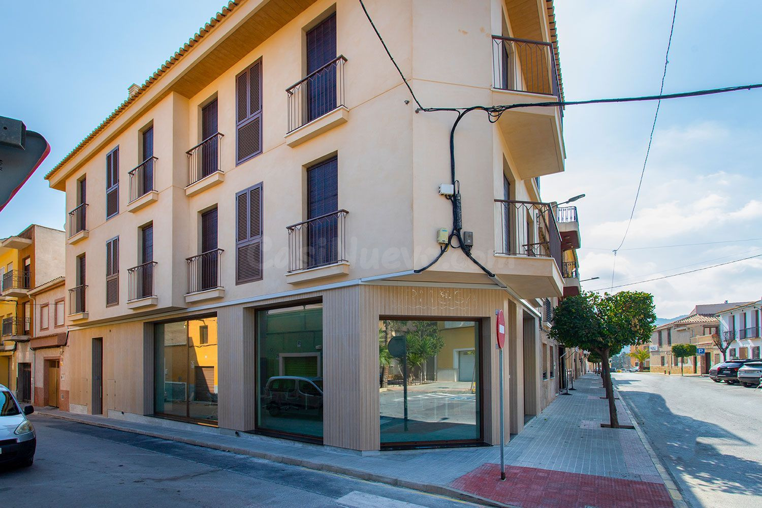 SE VENDE Moderno Atico en Hondon de las Nieves , ALICANTE - foto 2