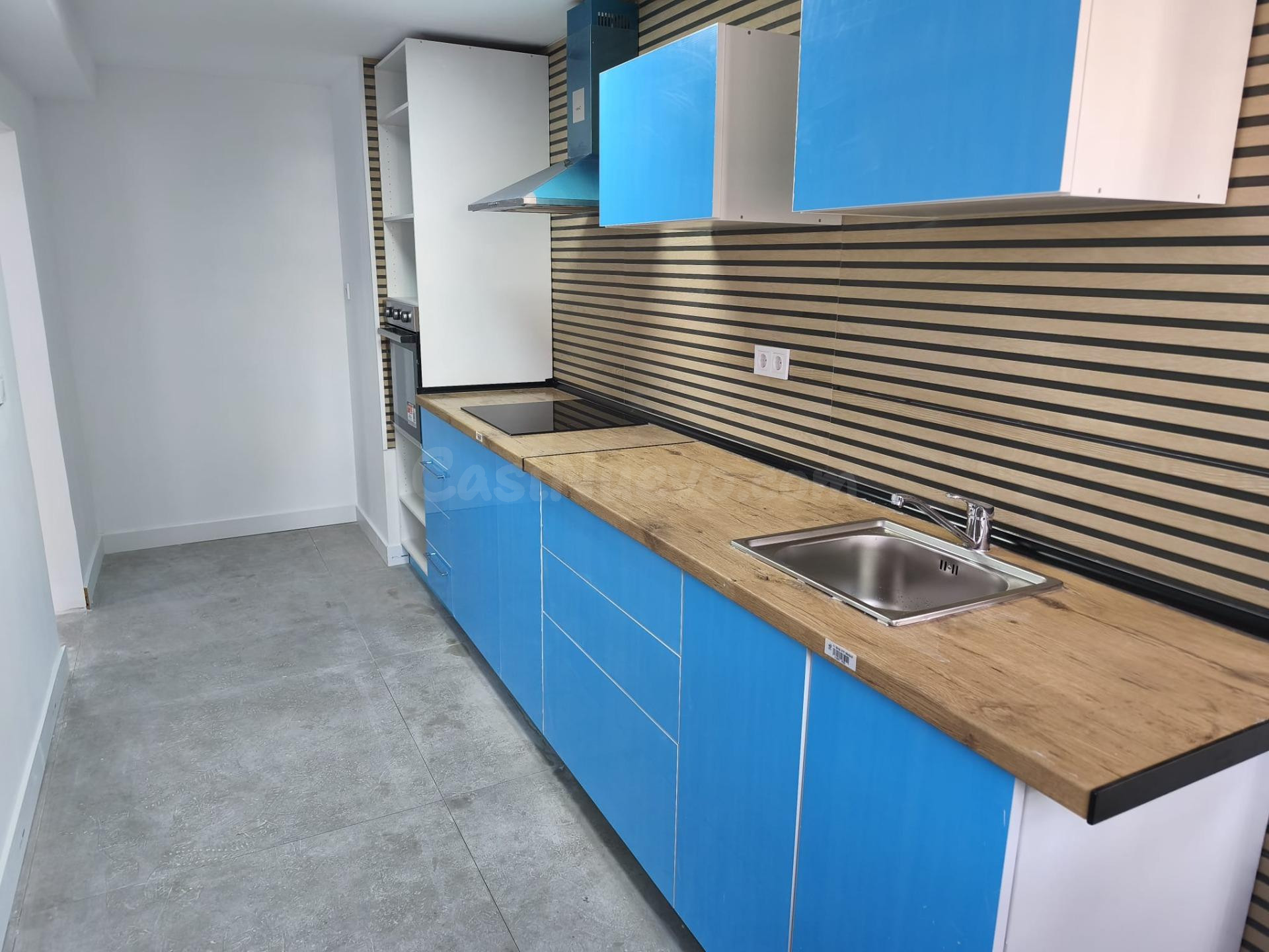 SE VENDE PISO / ASCENSOR / REFORMADO / JUNTO PLAZA TOROS - foto 2