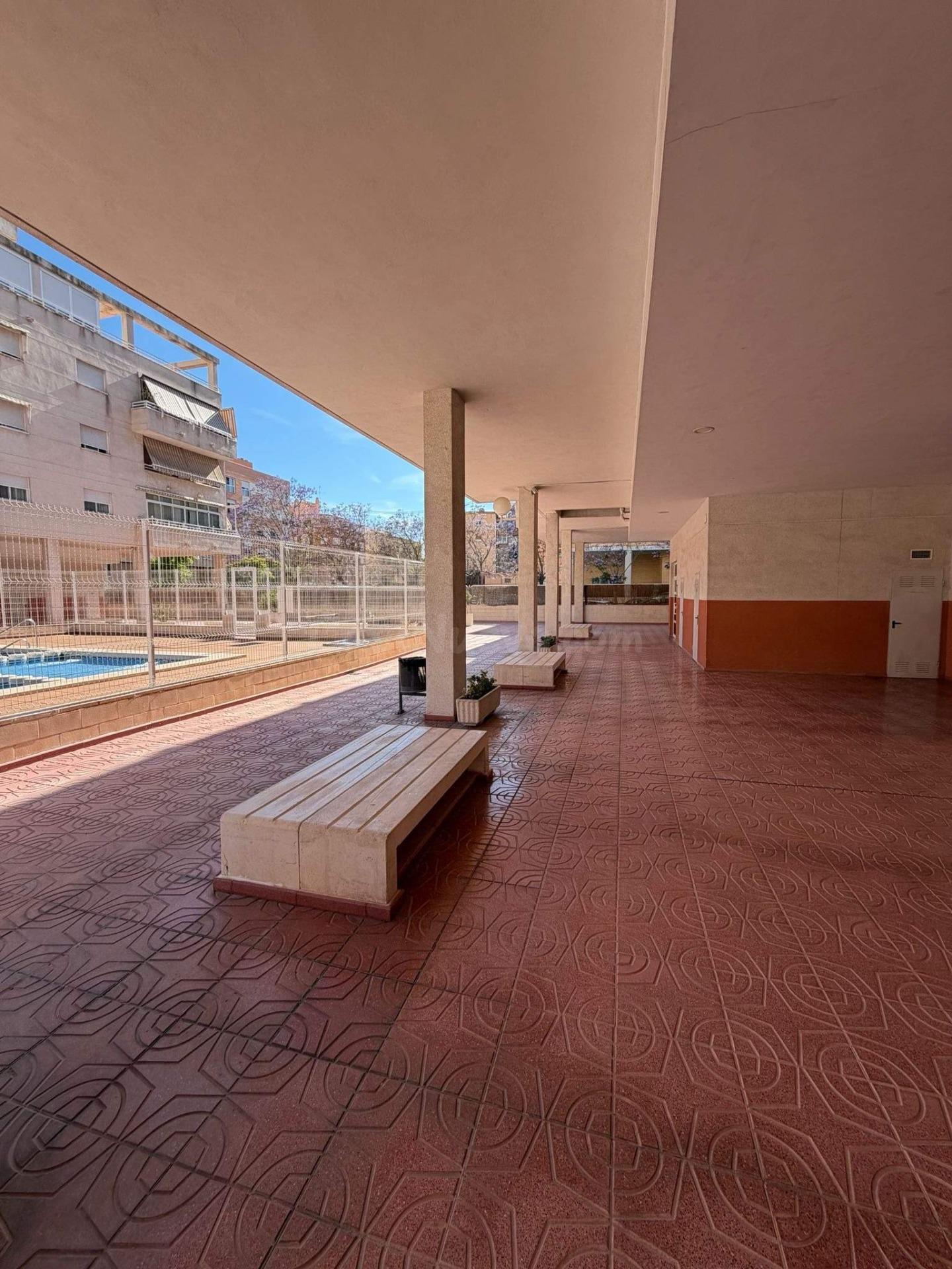 SE VENDE PISO / PISCINA / ASCENSOR / ZONA TRANQUILA - foto 3