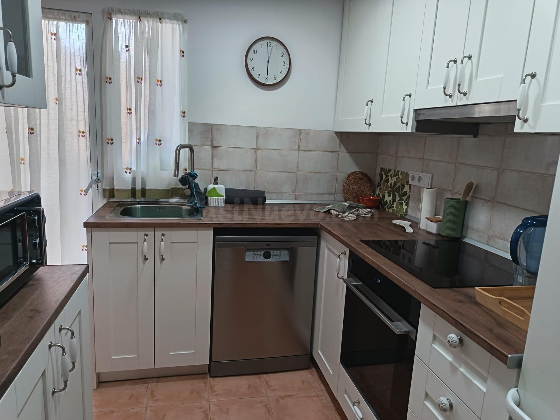 SE VENDE PISO / ASCENSOR / REFORMADO / ZONA PLA - CAROLINAS - foto 2