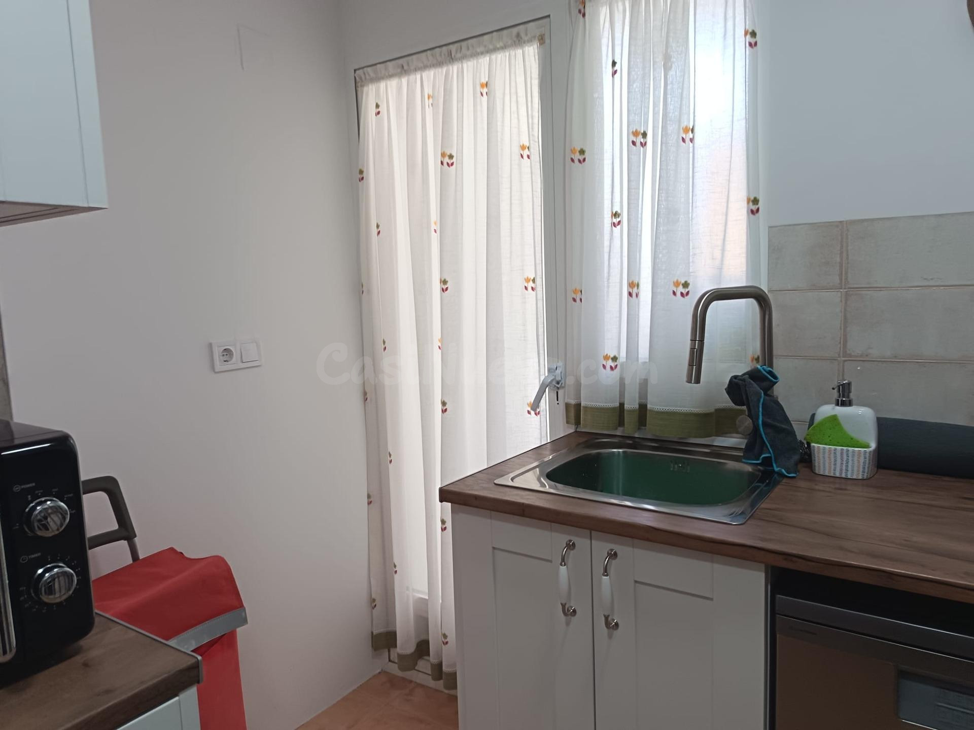 SE VENDE PISO / ASCENSOR / REFORMADO / ZONA PLA - CAROLINAS - foto 4
