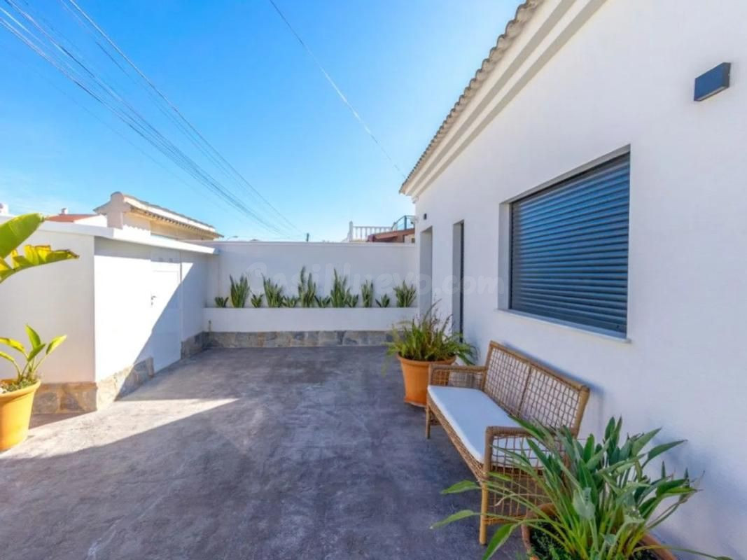 Villa 3 habitaciones 104m² en venta - La Siesta - El Salado - Torreta