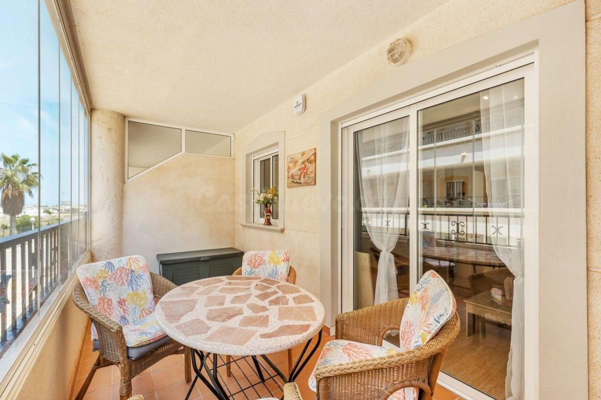 Apartamento 2 habitaciones 70m² en venta - Punta Prima - foto 3