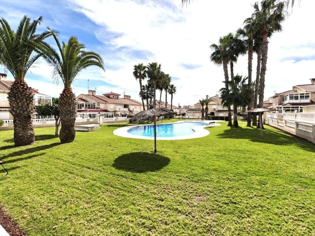 Adosado 2 habitaciones 63m² en venta - Punta Prima