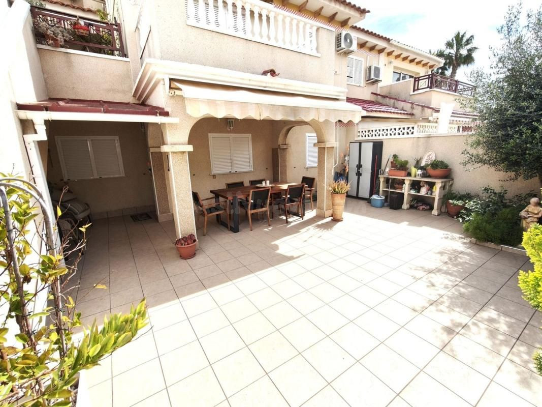 Adosado 2 habitaciones 63m² en venta - Punta Prima - foto 3