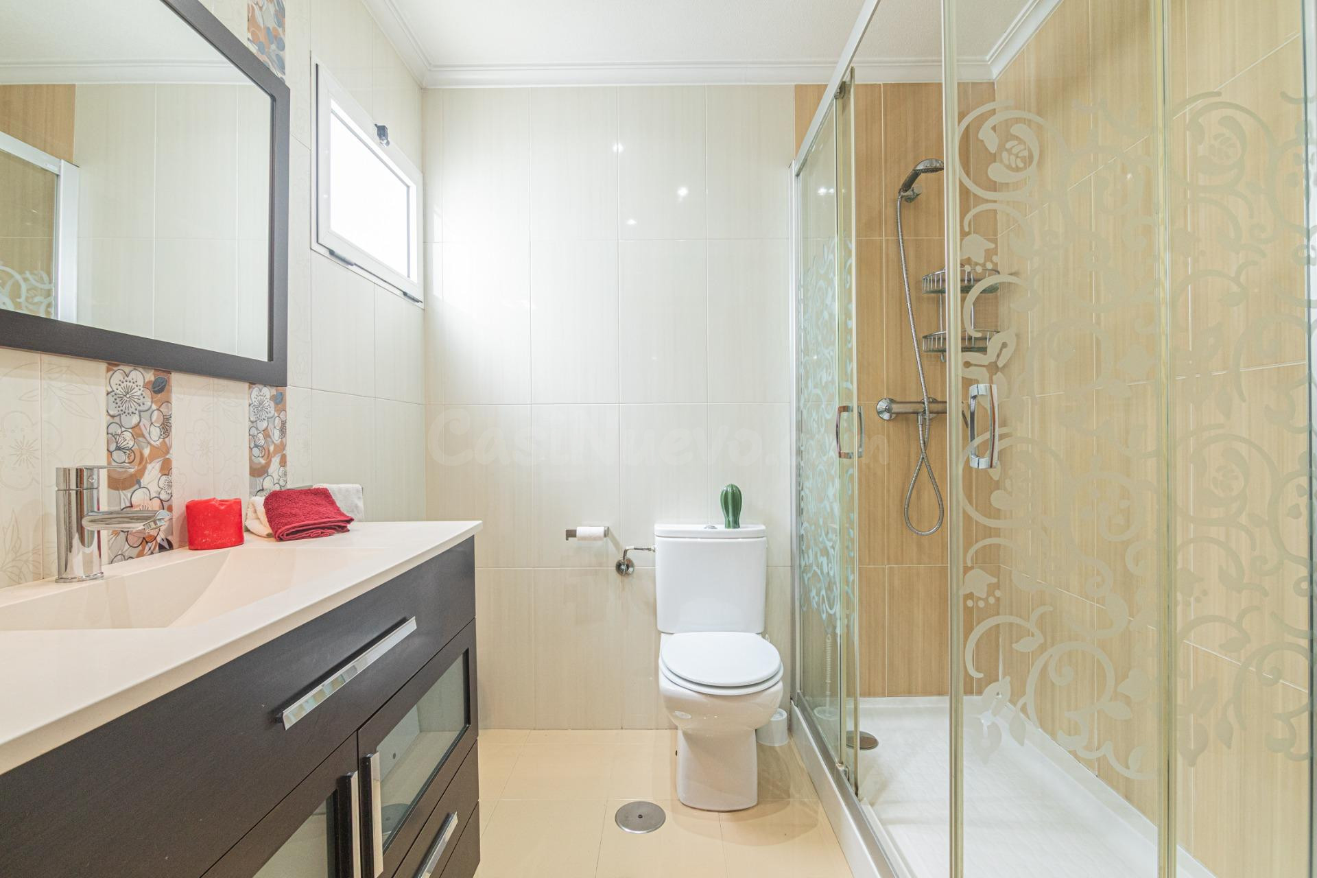 ASCENSOR, 3 habitaciones, 2 BAÑOS, PLAZA DE GARAJE Y TRASTER - foto 2