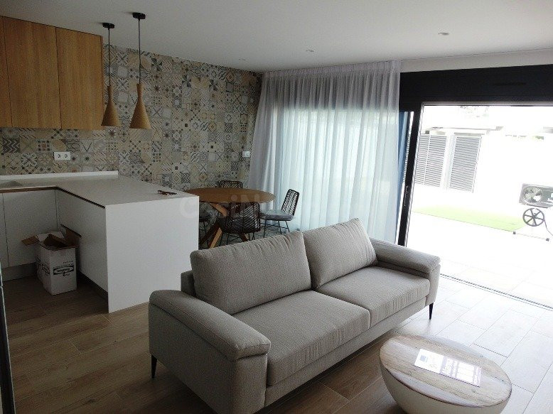 4 VILLAS PAREADAS DE OBRA NUEVA EN PILAR DE LA HORADADA - foto 2