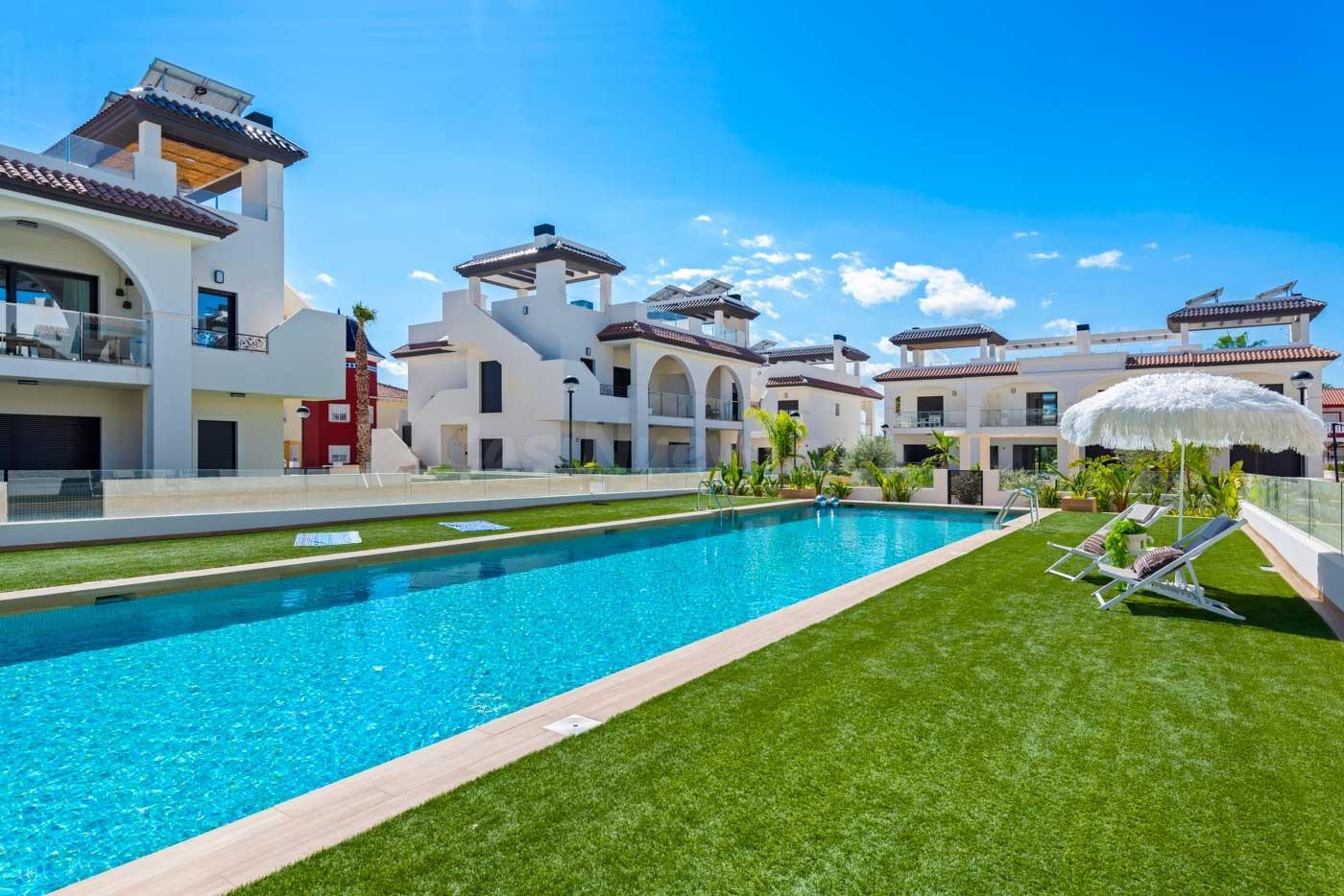 COMPLEJO RESIDENCIAL DE OBRA NUEVA EN ROJALES