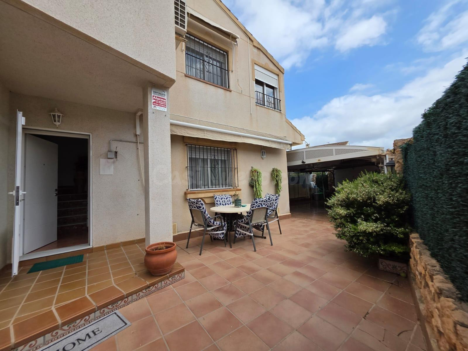 VENTA-CHALET-4D-2B-SANTIAGO DE LA RIVERA-150M2 -PISCINA COMU - foto 5