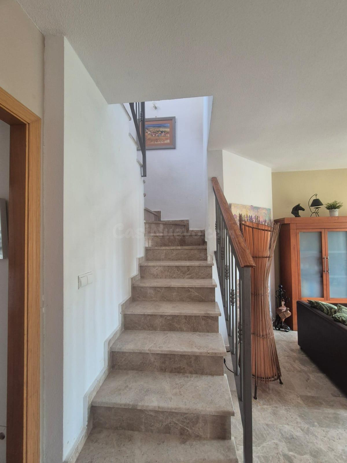 Chalet 3 habitaciones 242m² en venta - Bonalba-Cotoveta - foto 4