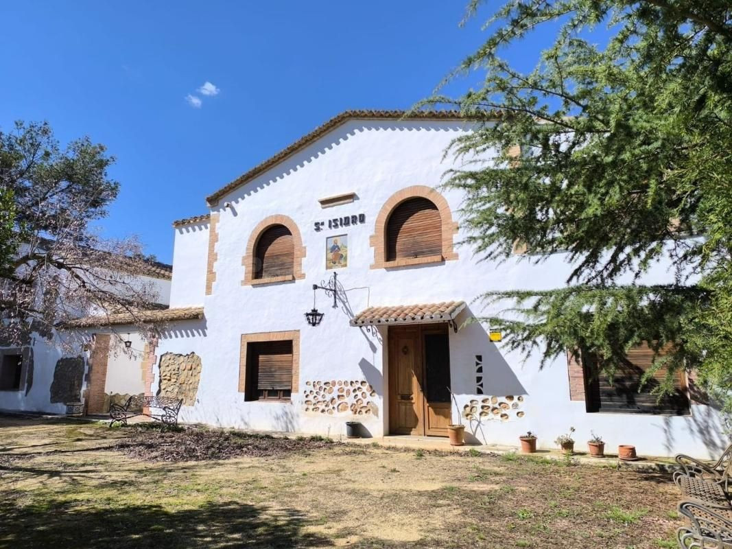 Local comercial 1700m² en venta - Comunidad valenciana - foto 2