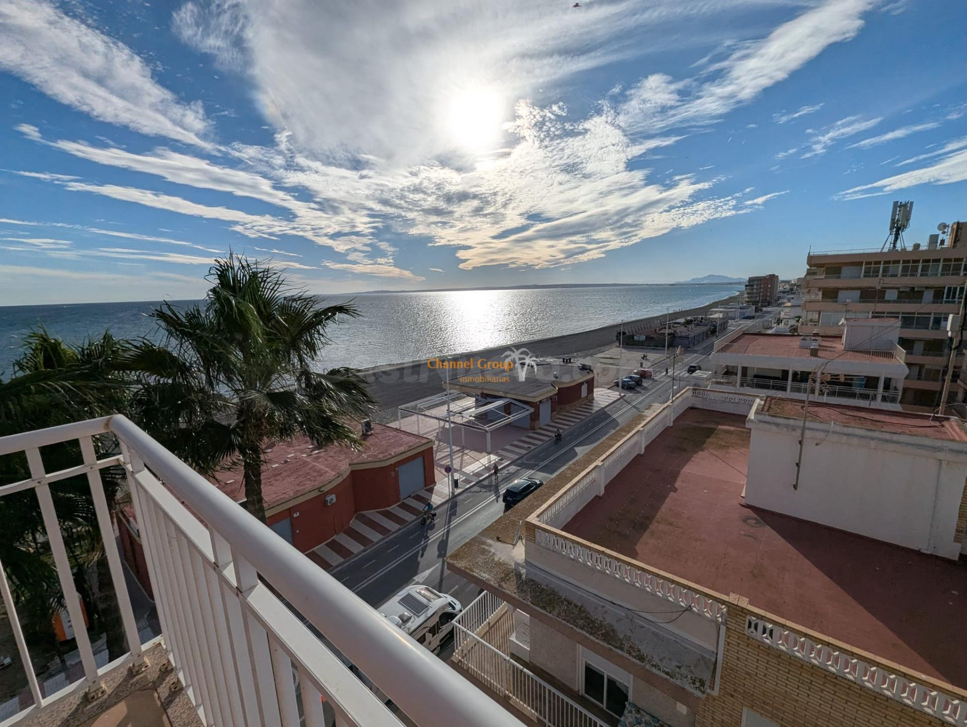 Se vende piso en Gran Playa, Santa Pola con vistas inmejorab - foto 4