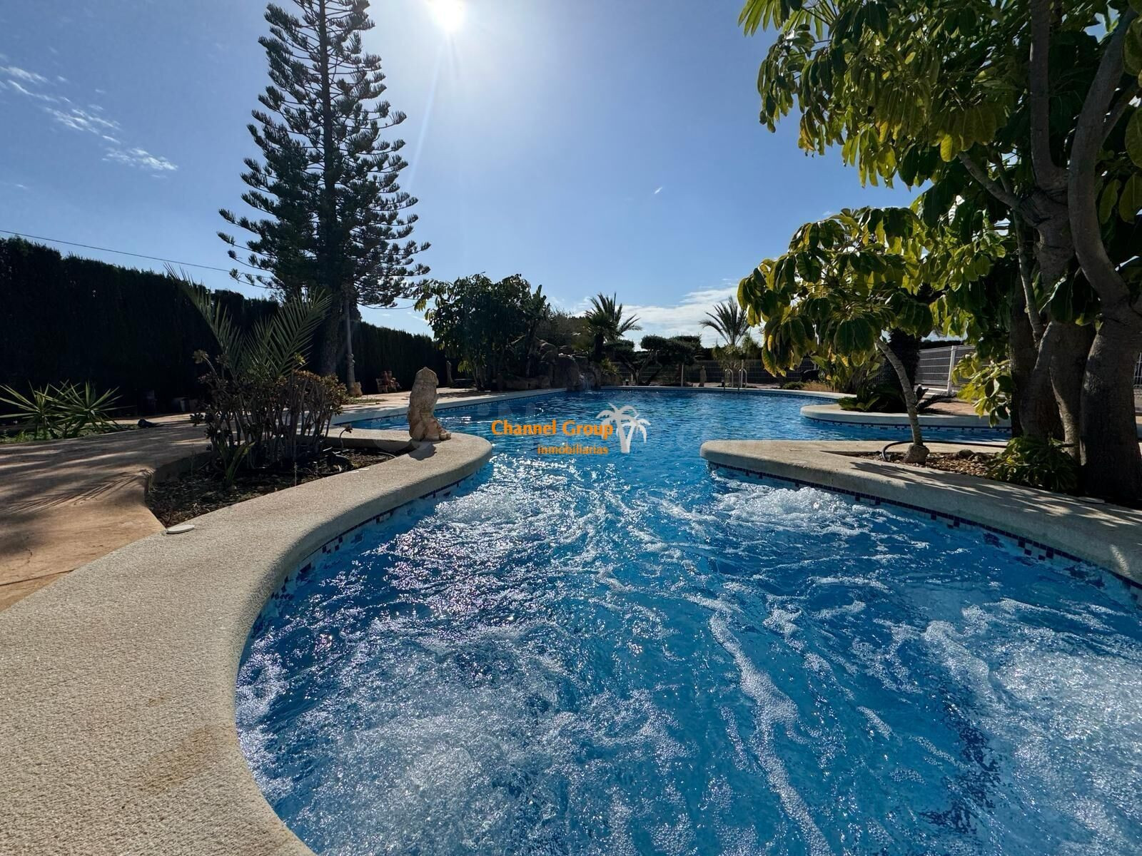 VENTA DE ESPECTACULAR CHALET EN BONAVISTA ☀️