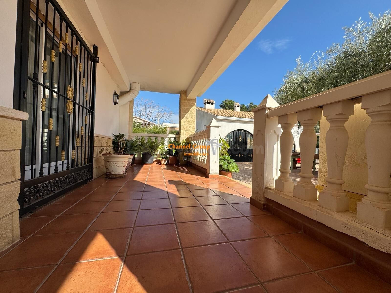 VENTA DE ESPECTACULAR CHALET EN BONAVISTA ☀️ - foto 2
