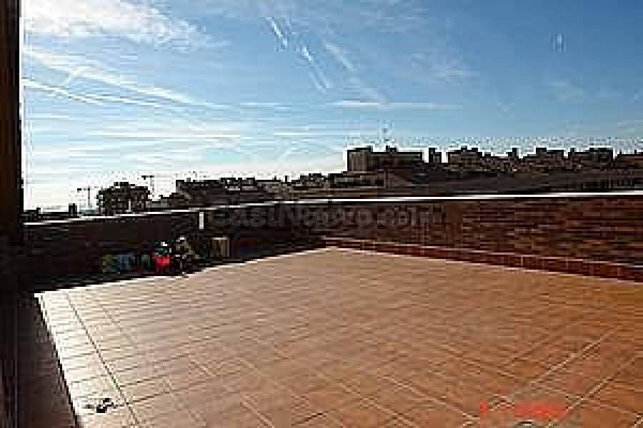 VENTA DE ÁTICO DE DOS DORMITORIOS EN LA FASE II DEL PAU EL Q - foto 3