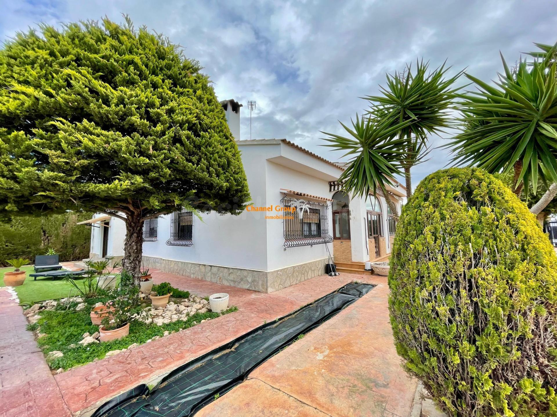 ✨ Chalet con encanto a solo 5 minutos de Elche ✨