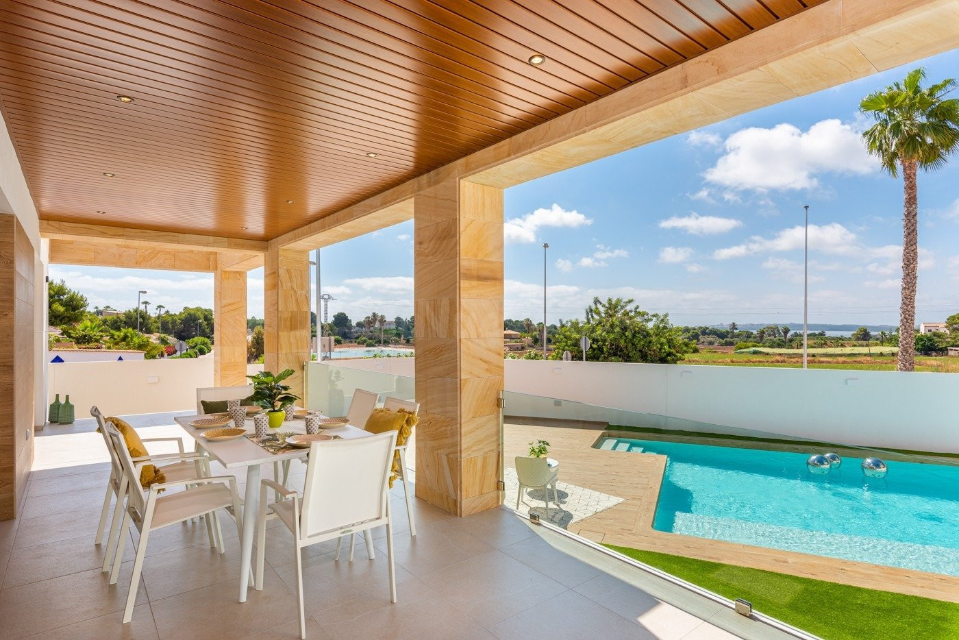 VILLA MODERNA DE OBRA NUEVA EN CIUDAD QUESADA - foto 2