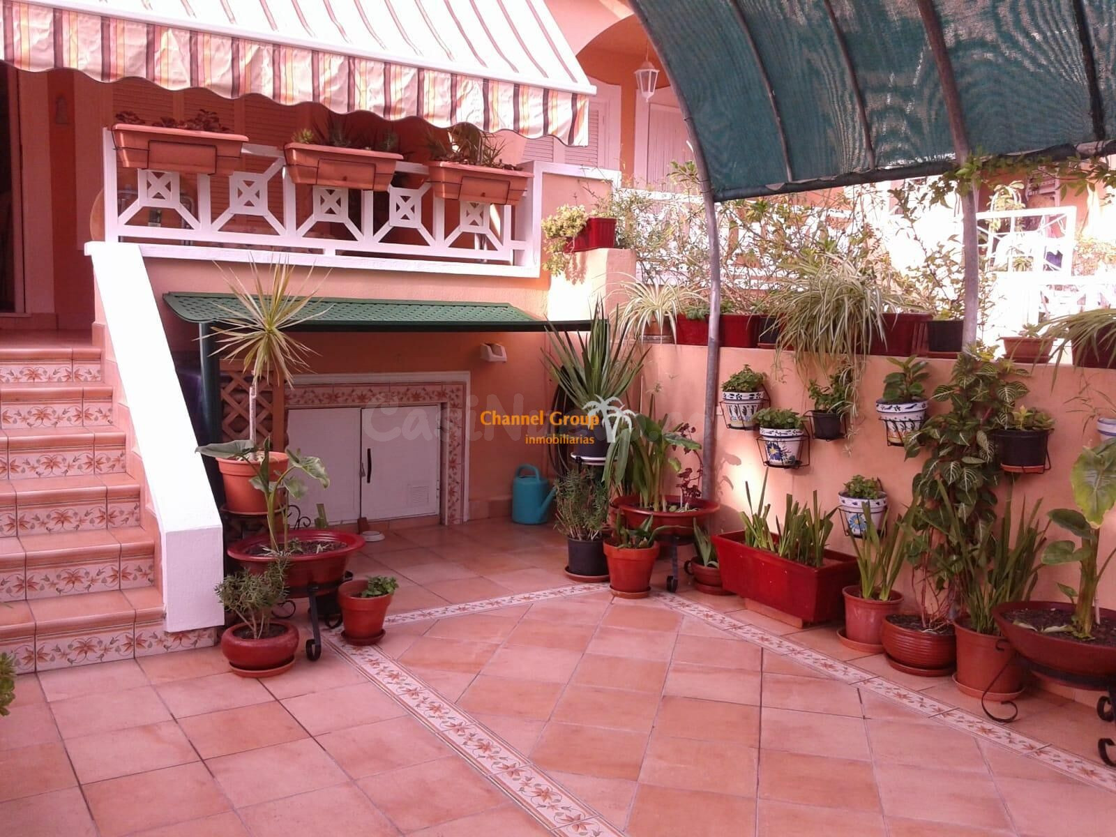 BUNGALOW EN ZONA EXCLUSIVA CALAS DE SANTA POLA