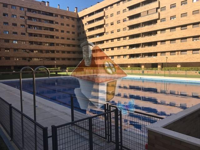 ALQUILER PLAZA DE GARAJE-DOMENICO VENECIANO Nº5-EL QUIÑÓN-SE