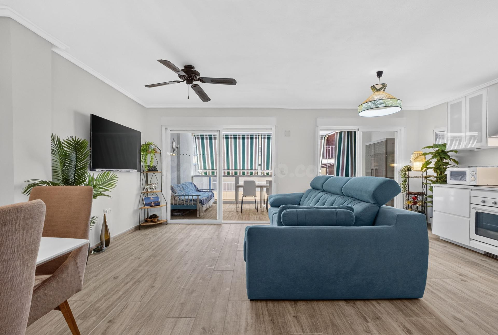 Apartamento de 3 dormitorios totalmente reformado a pocos pasos de la playa del Cura