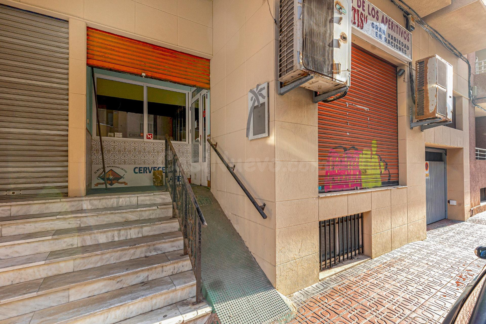 Local en Playa del Cura – Gran Oportunidad de Inversión en Torrevieja