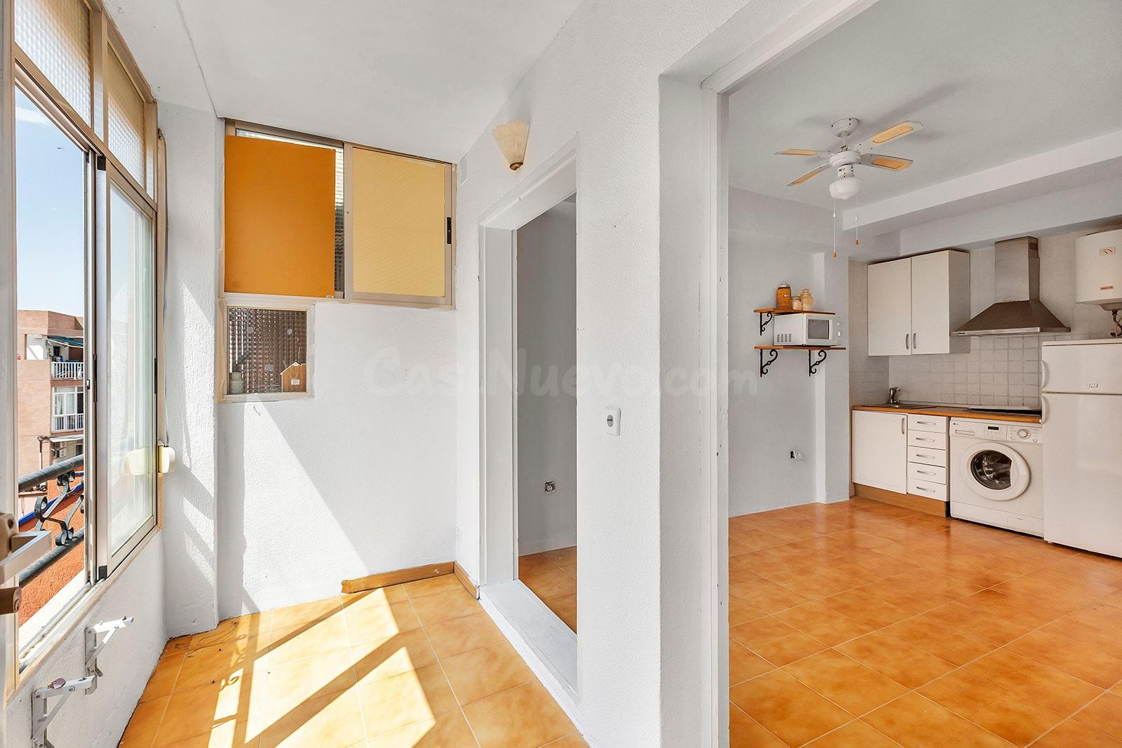¡Oportunidad Única en La Mata! Ático de 1 dormitorio a 350 m - foto 4