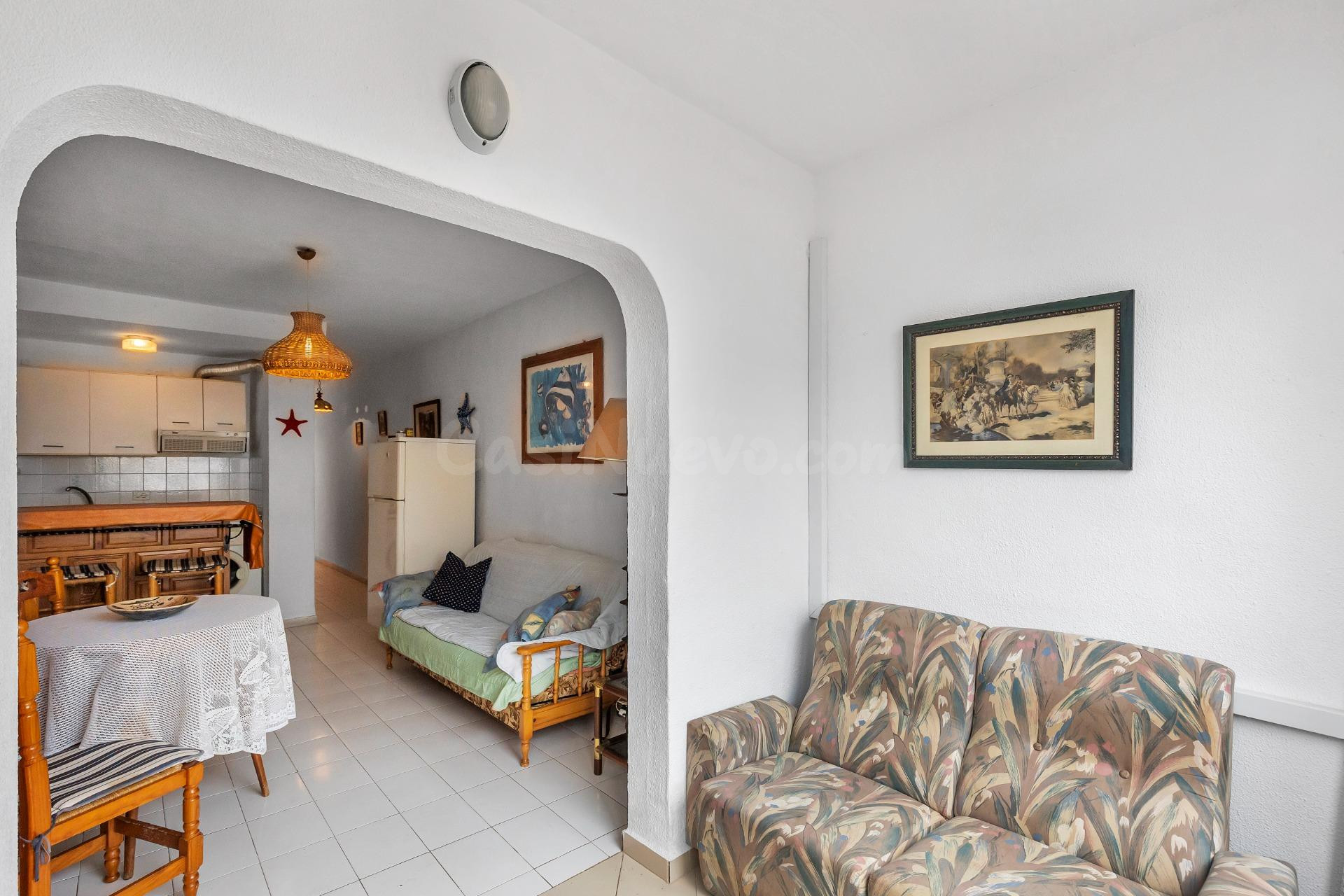 Apartamento en Guardamar del Segura a 800 metros de la playa - foto 2